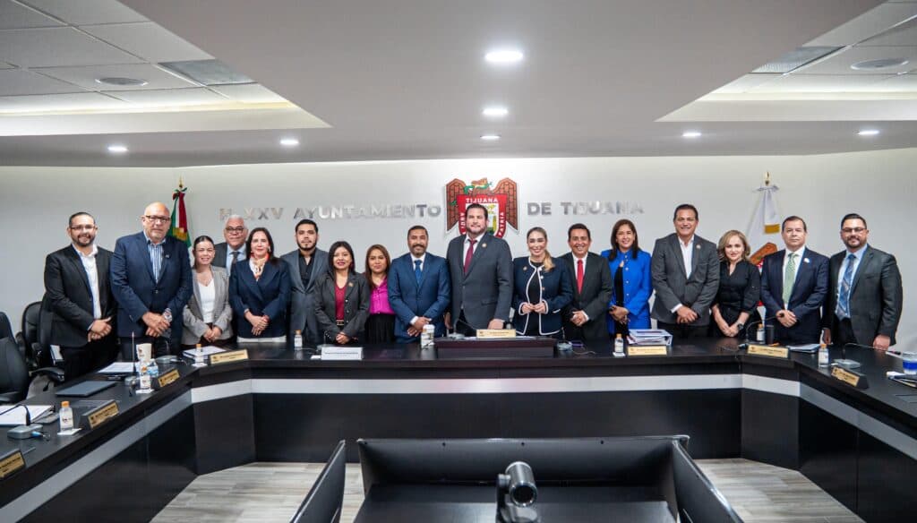 Cabildo de Tijuana durante la toma de protesta de Ramón Vázquez Valadez como nuevo secretario de Gobierno Municipal.