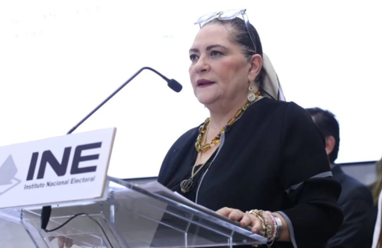 Guadalupe Taddei Zavala, presidenta del INE, durante una conferencia de prensa sobre la crisis de credibilidad del instituto electoral.