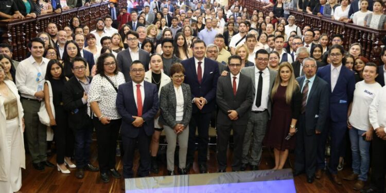 Ofrece Armenta alianza estratégica de fondo con la BUAP