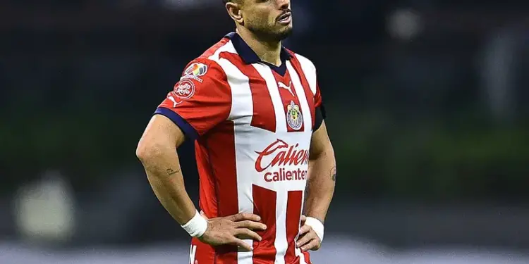 Nueva lesión en rodilla de Chicharito Hernández