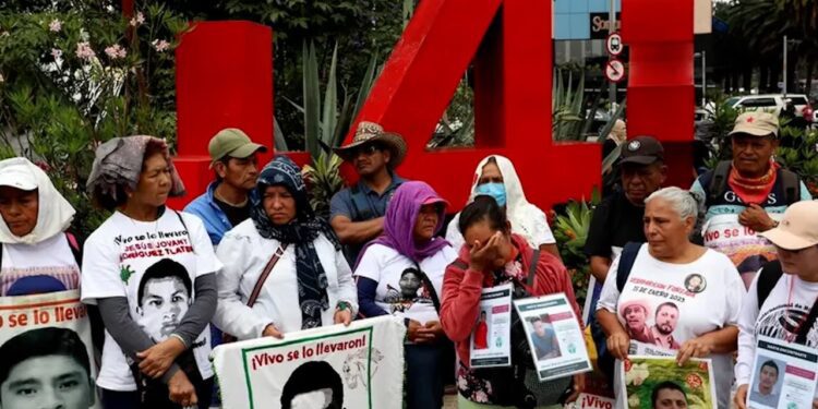 Prisión domiciliaria a exministerio público de caso Ayotzinapa