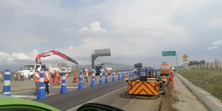 Trabajo forzado para reabrir Circuito Exterior Mexiquense