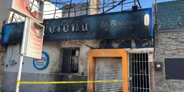 Incendian restaurantes en Coatzacoalcos