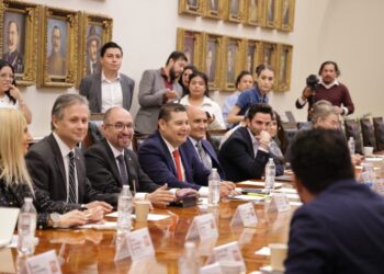 Armenta de la mano con las MIPyMES para el impulso de la economía familiar