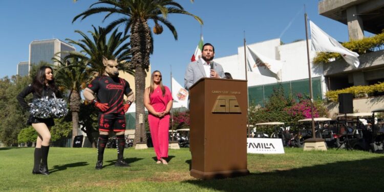 ASISTE ALCALDE ISMAEL BURGUEÑO A TORNEO DE GOLF CON CAUSA POR EL CÁNCER DE MAMA Y APOYO A LA EDUCACIÓN