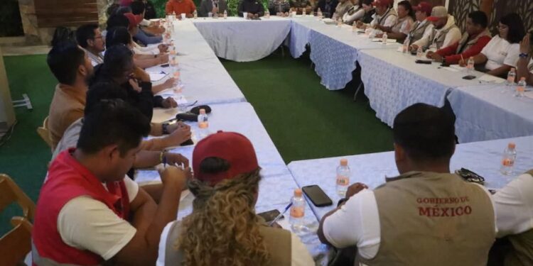 ENCABEZA ARIADNA MONTIEL REYES REUNION CON BRIGADAS DEL CENSO DEL BIENESTAR PARA SAN QUINTÍN