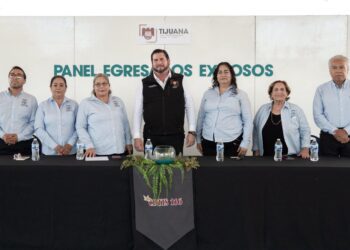 Participa Ismael Burgueño en Panel de Egresados Exitosos del CBTis 116