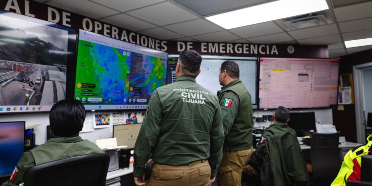 Da Gobierno Municipal de Tijuana puntual seguimiento a los incidentes ocasionados por las lluvias en la región