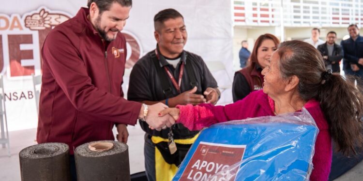 Beneficia Jornada del Pueblo de Ismael Burgueño a residentes de la colonia Libertad