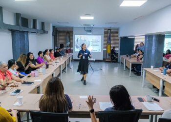 Participan 45 servidoras públicas de Jalisco en el taller ‘Mujeres que cuidan y se cuidan’
