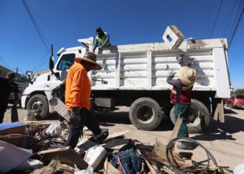 Recolecta Gobierno Municipal más de 26 toneladas de basura en colonias de Tijuana