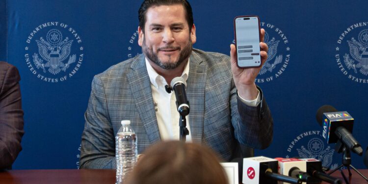 Encabeza Ismael Burgueño Ruiz relanzamiento del ´Botón de Emergencia