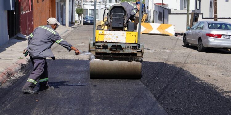 Beneficia Gobierno Municipal a más de 16 mil 600 tijuanenses con jornadas de bacheo en distintas delegaciones de la ciudad